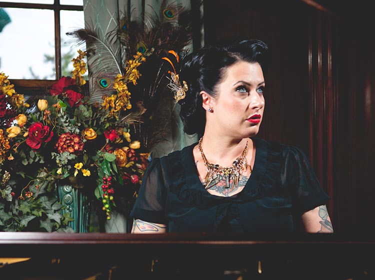 Davina & The Vagabonds Davina & The Vagabonds