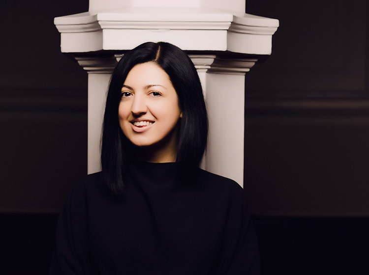 Alexandra Dariescu. Photo by Marco Borggreve Alexandra Dariescu. Photo by Marco Borggreve