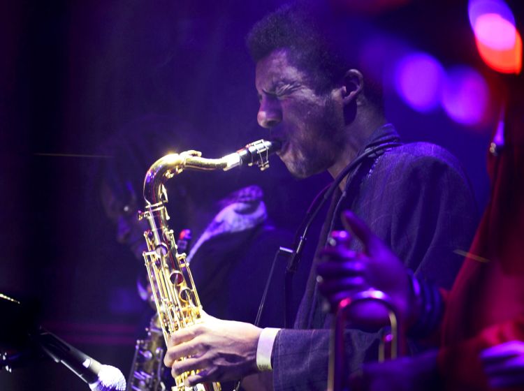 Xhosa Cole performing on his saxophone Xhosa Cole performing on his saxophone