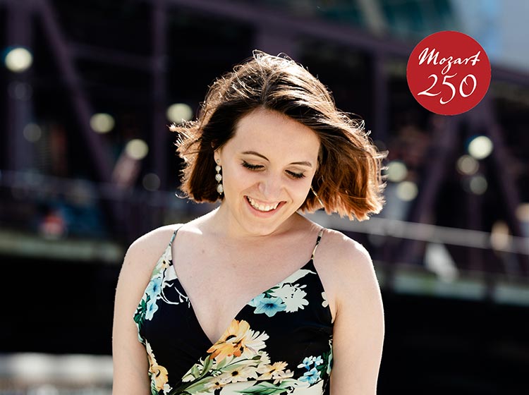 Emily Pogorelc, soprano Emily Pogorelc, soprano
