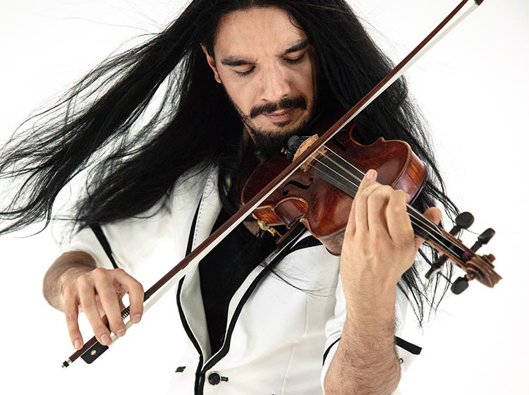 Nemanja Radulović, violin